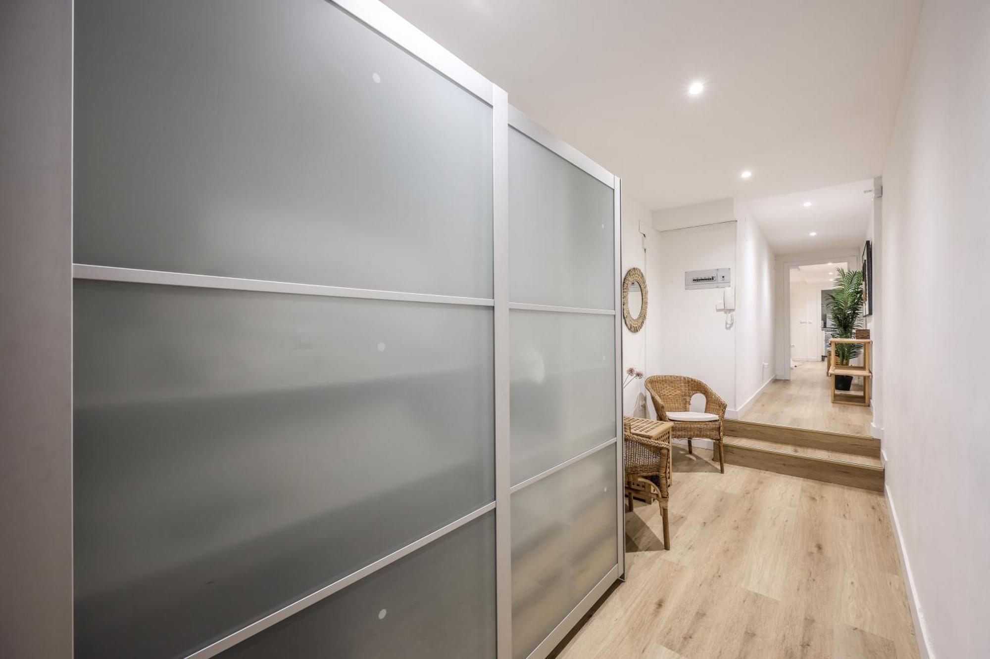 Gran Via Apartment *