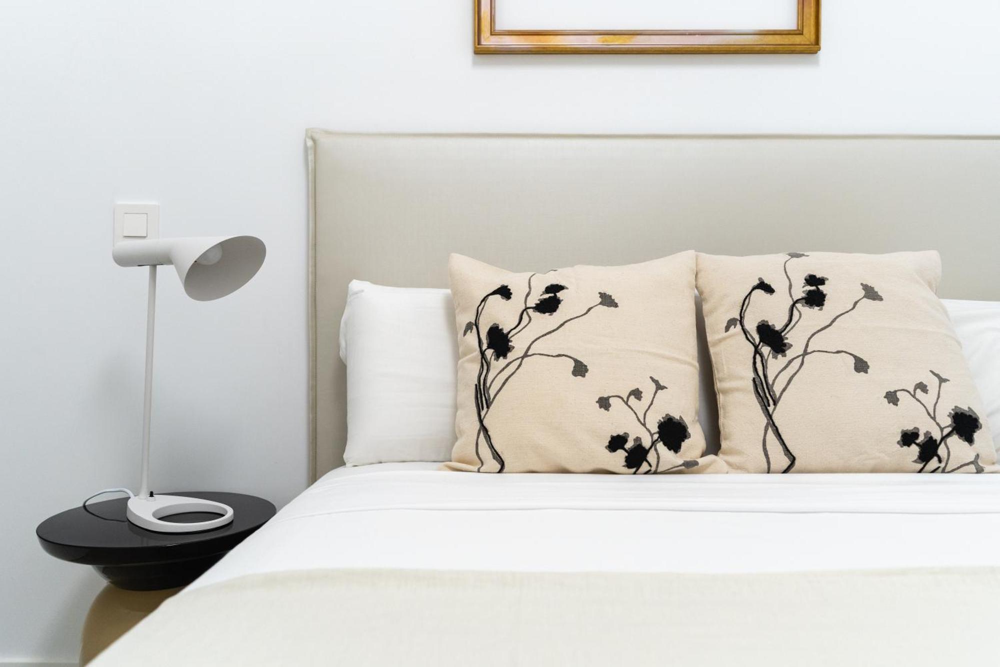 Modern And Bright-1bedroom 2bathrooms-la Latina Appartement
