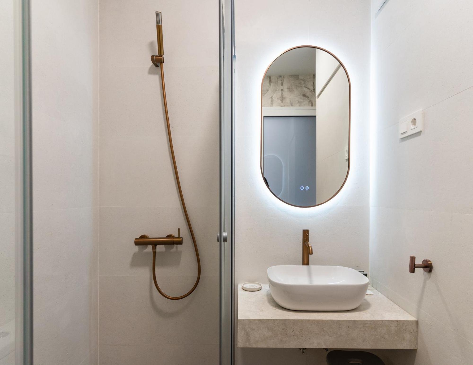 Appartement Modern And Bright-1bedroom 2bathrooms-la Latina