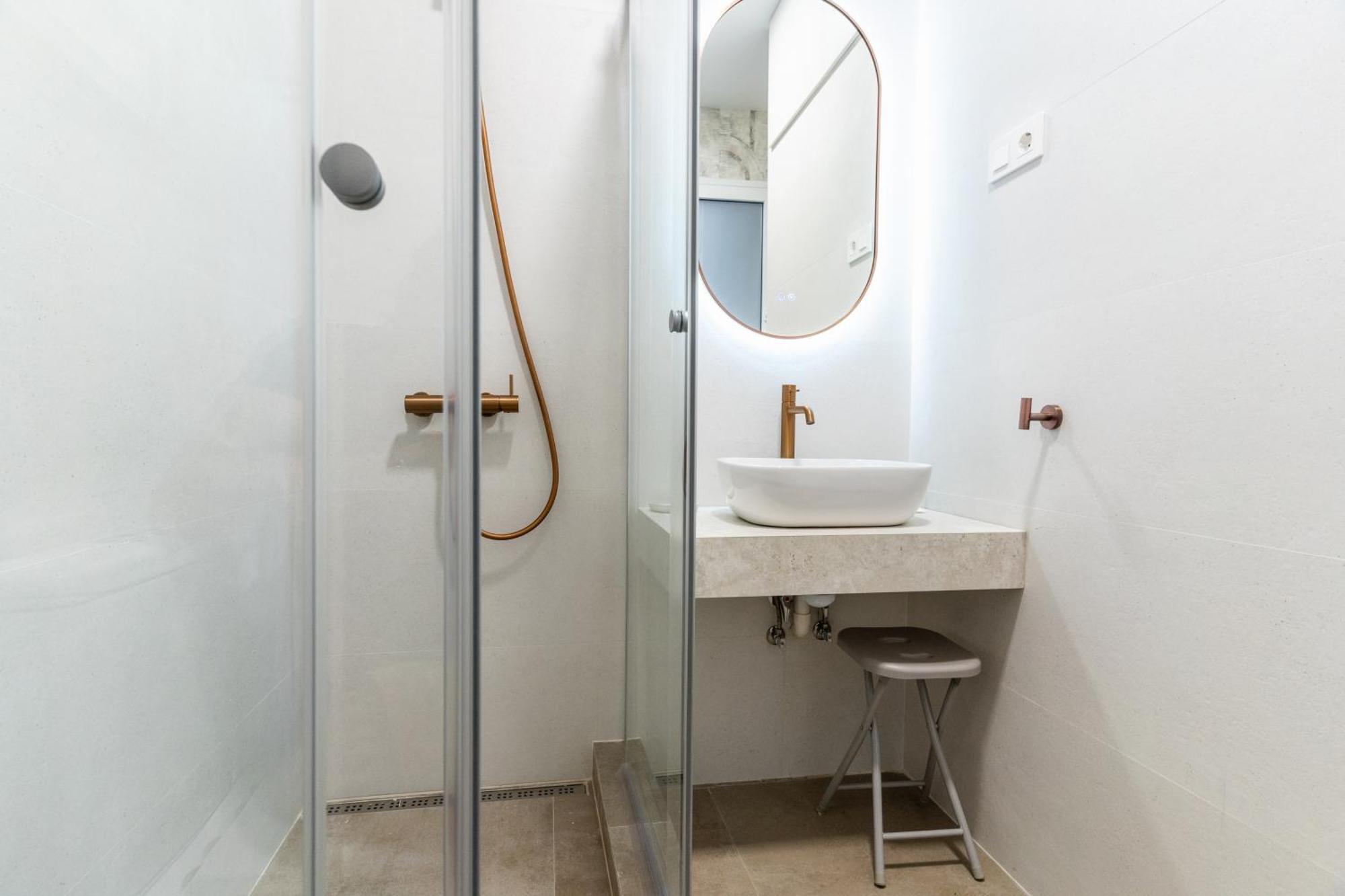 Appartement Modern And Bright-1bedroom 2bathrooms-la Latina *