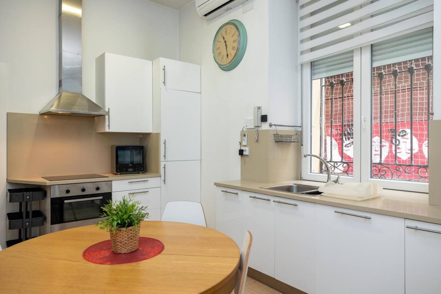 Apartment Modern And Spacious-2bedrooms 1bathroom-malasana