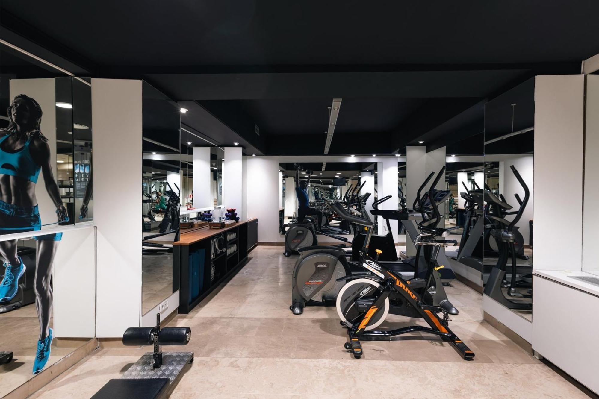 Hotel Crowne Plaza - Centre Retiro By Ihg