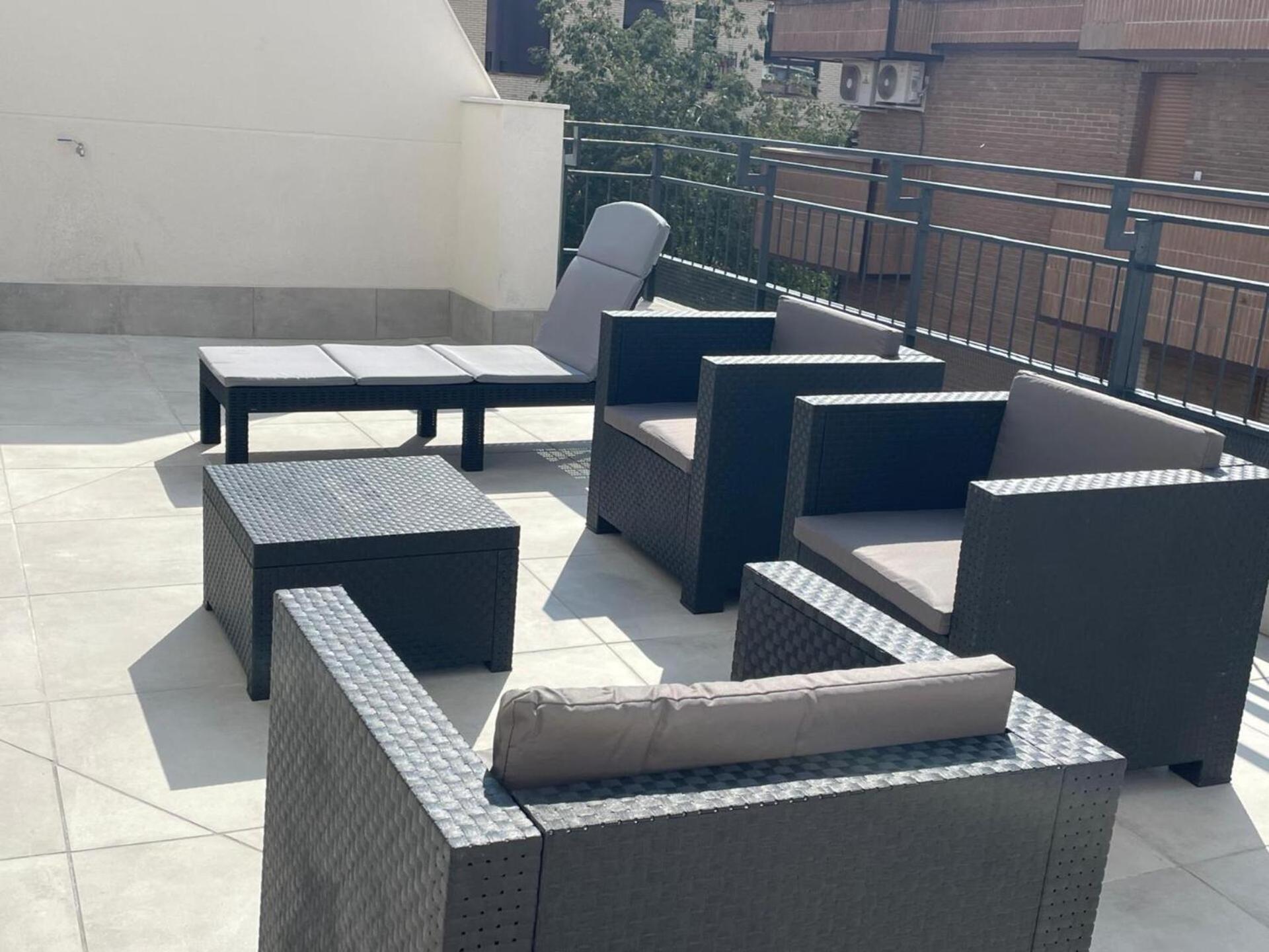 Apartamento S8 Atico Nuevo, Madri
