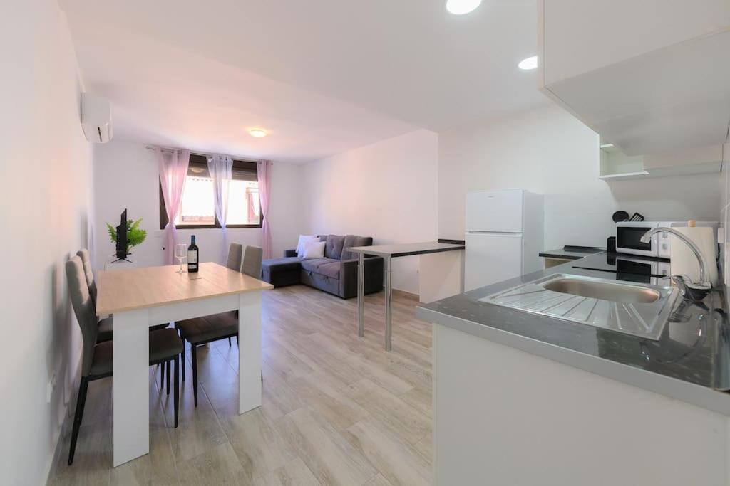 For Acogedor Temporal De Un En Chamartin Mma323b Apartment *