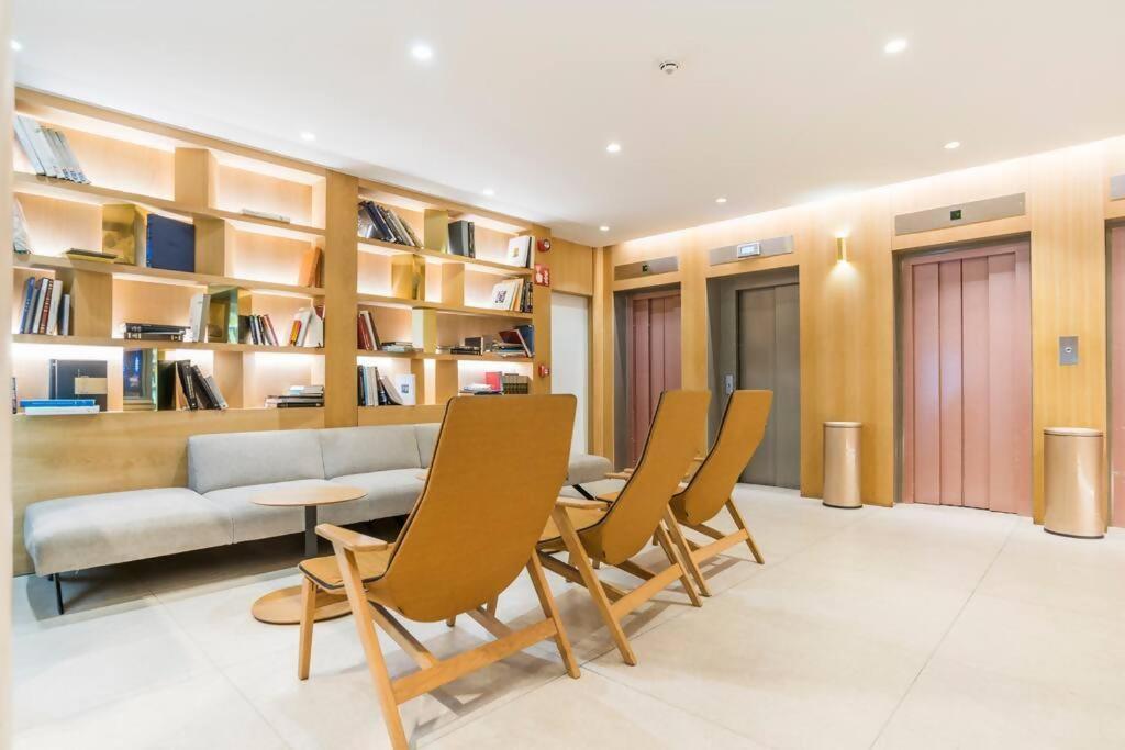 Apartment New In The Heart Of *
