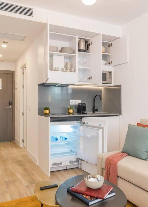 New In The Heart Of Apartment *
