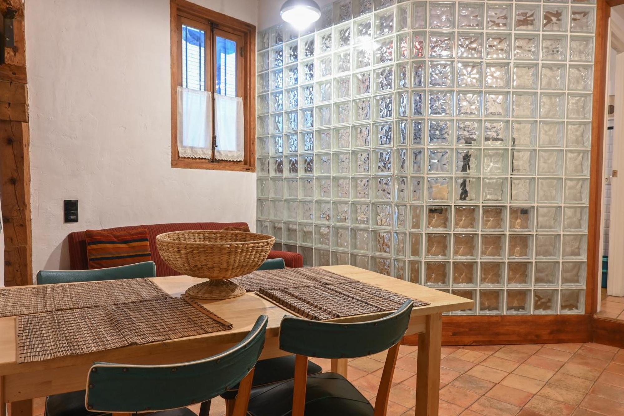 Apartamento For Magnifica Vivienda Temporal Con Balcones A Pocos Minutos Del Centro De Ama23 Madri