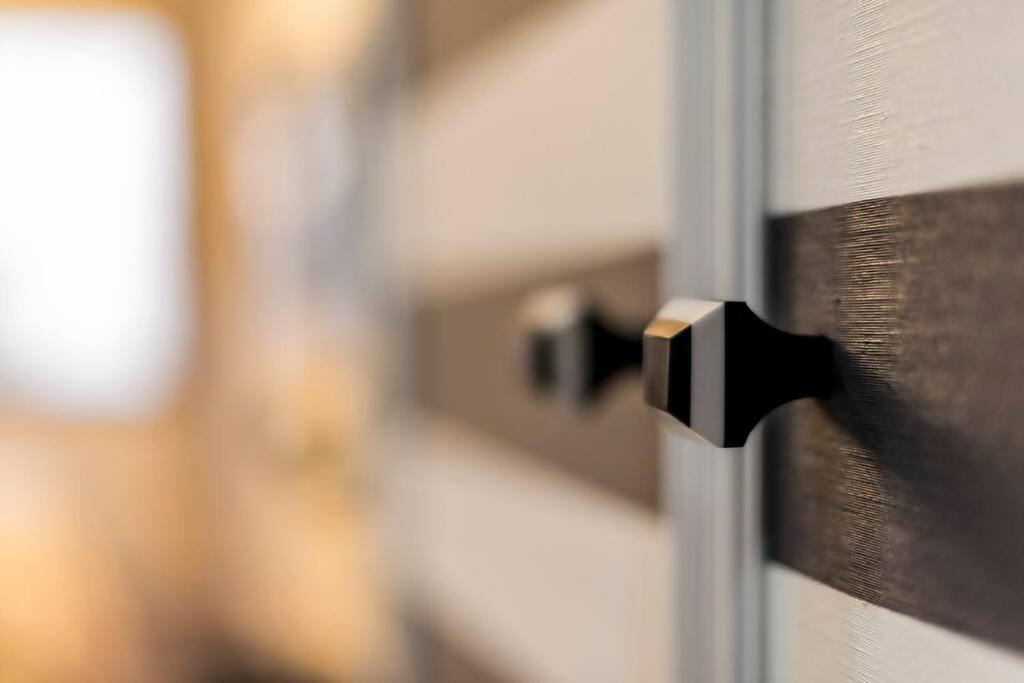 Location In The Of 166 Apartment
