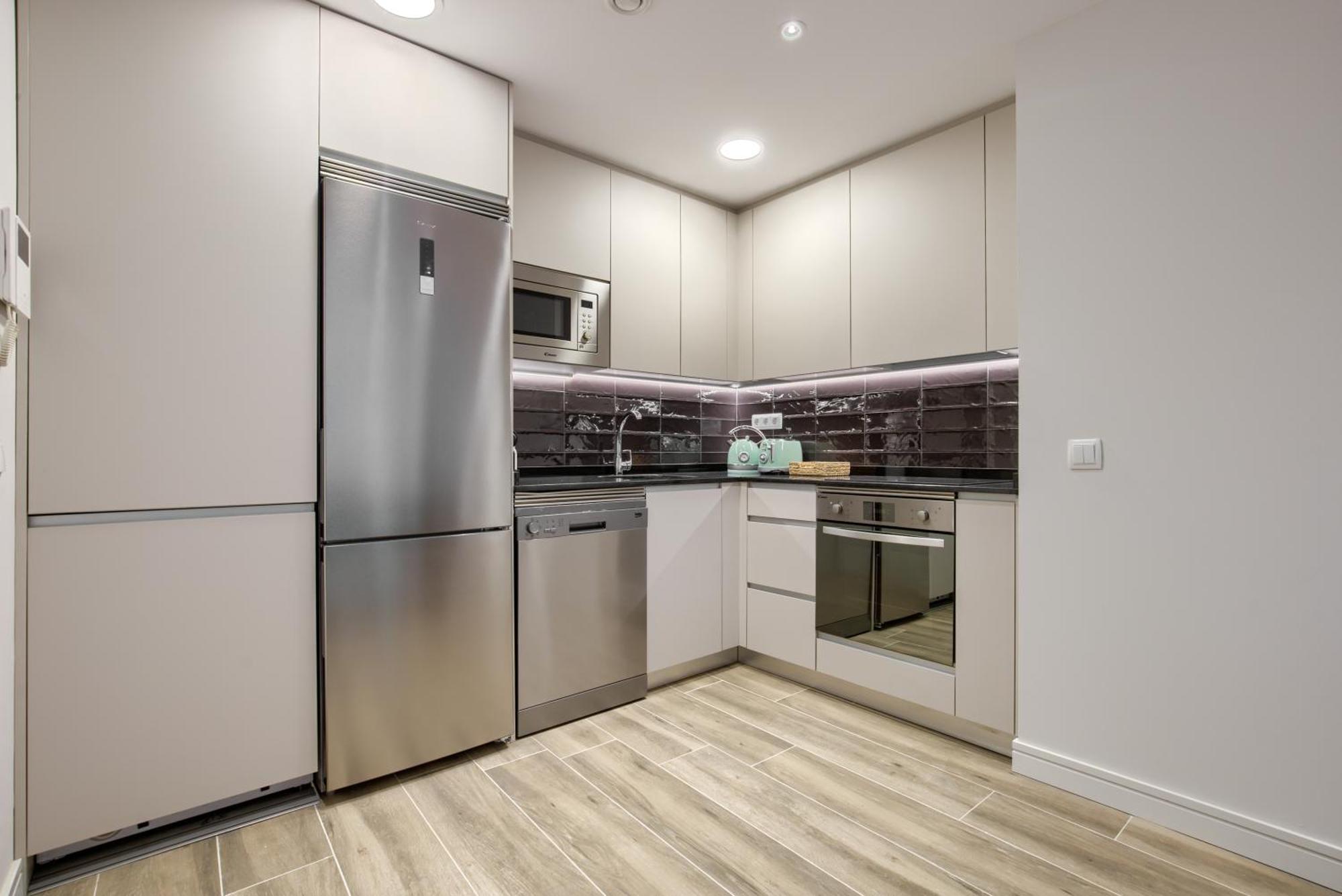 Dobo Homes - Sv19 Madrid