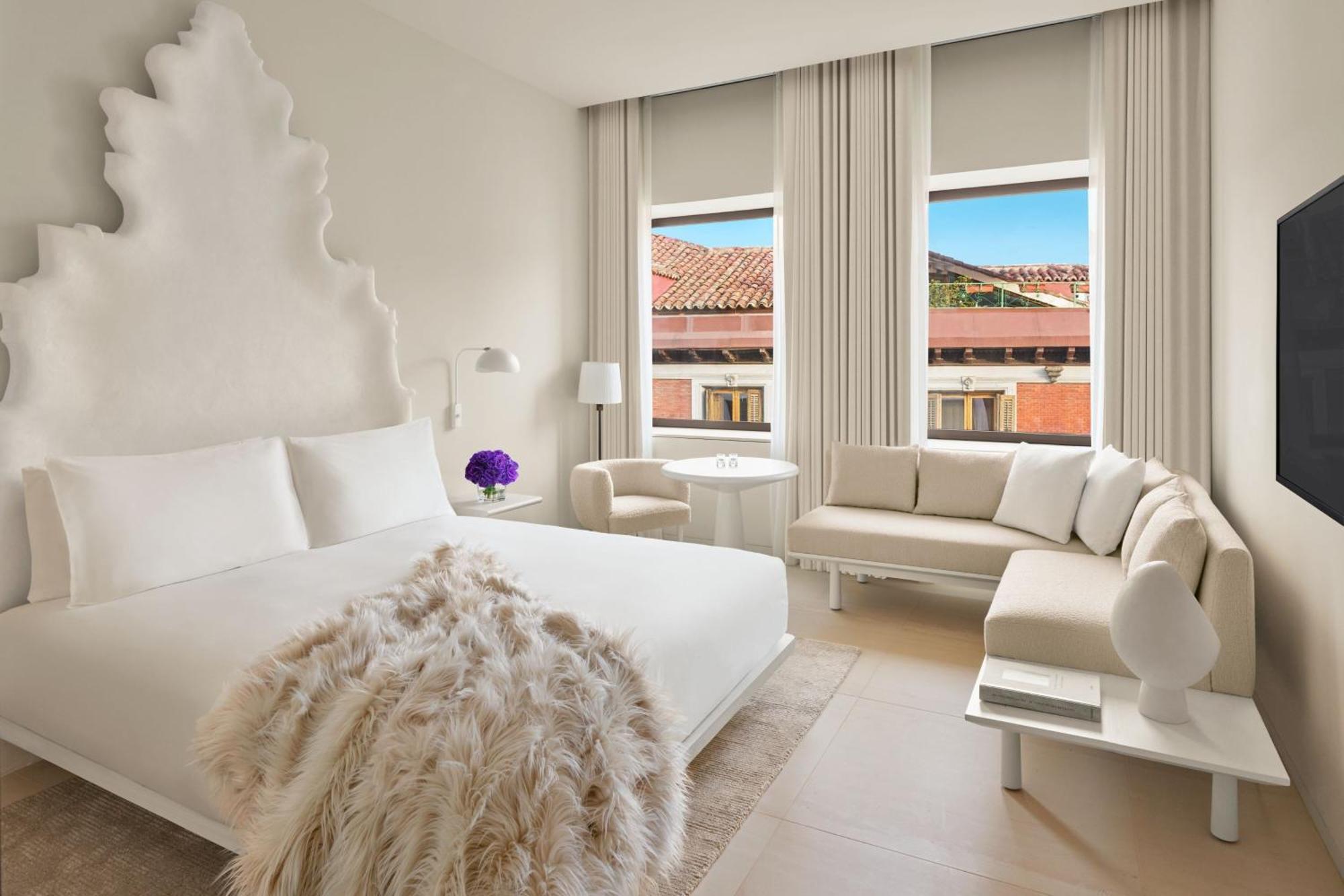 The Edition Hotel 5*