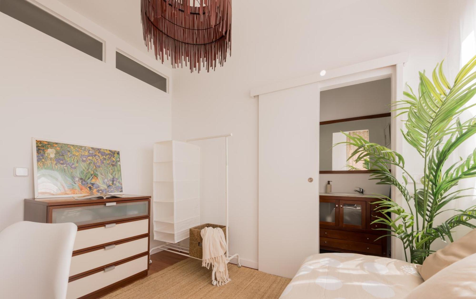 Sunny And Cozy With Ensuite Bathroom * Madrid