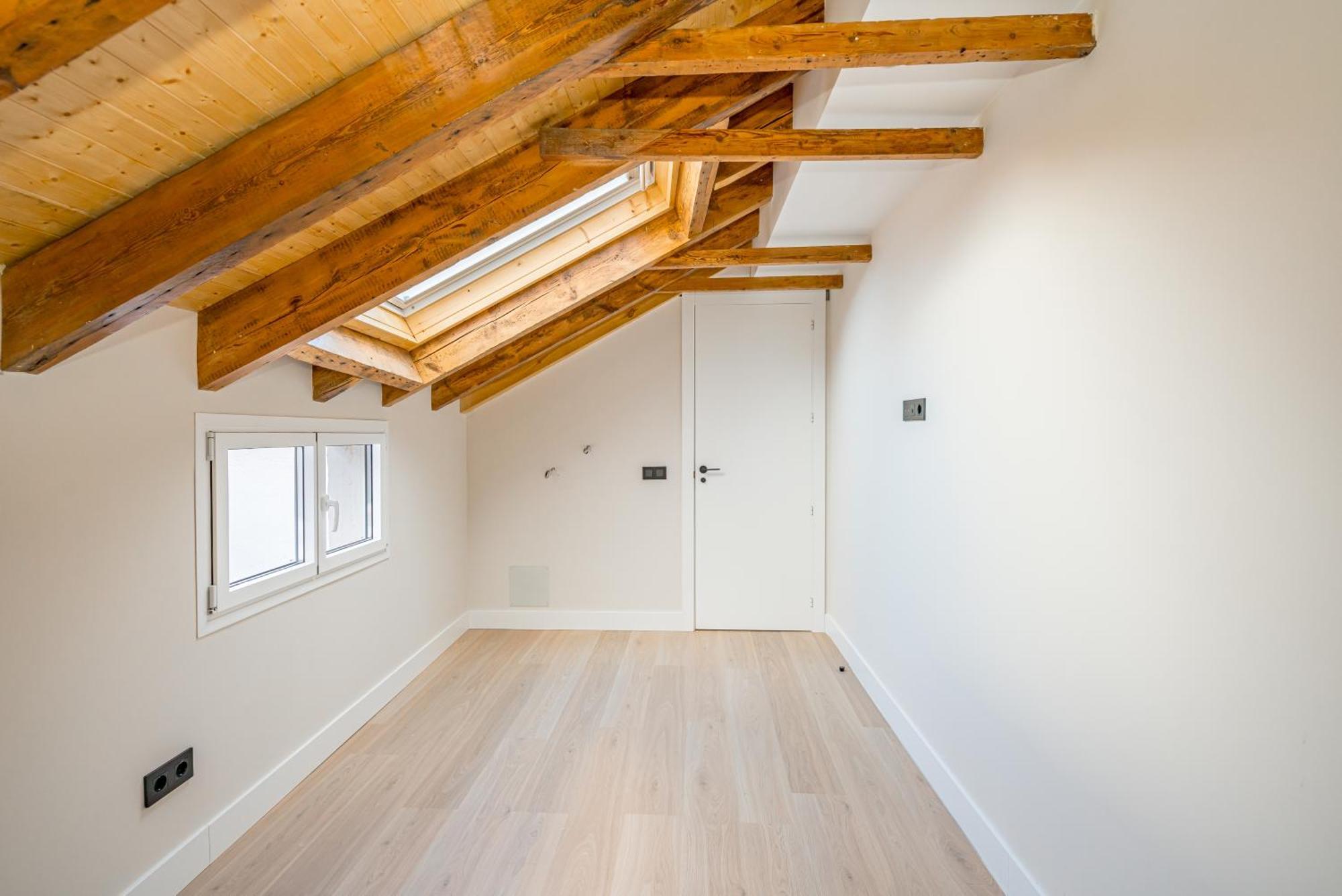 Gran Via Xv Calle De Conchas 4br 4bh Appartamento *