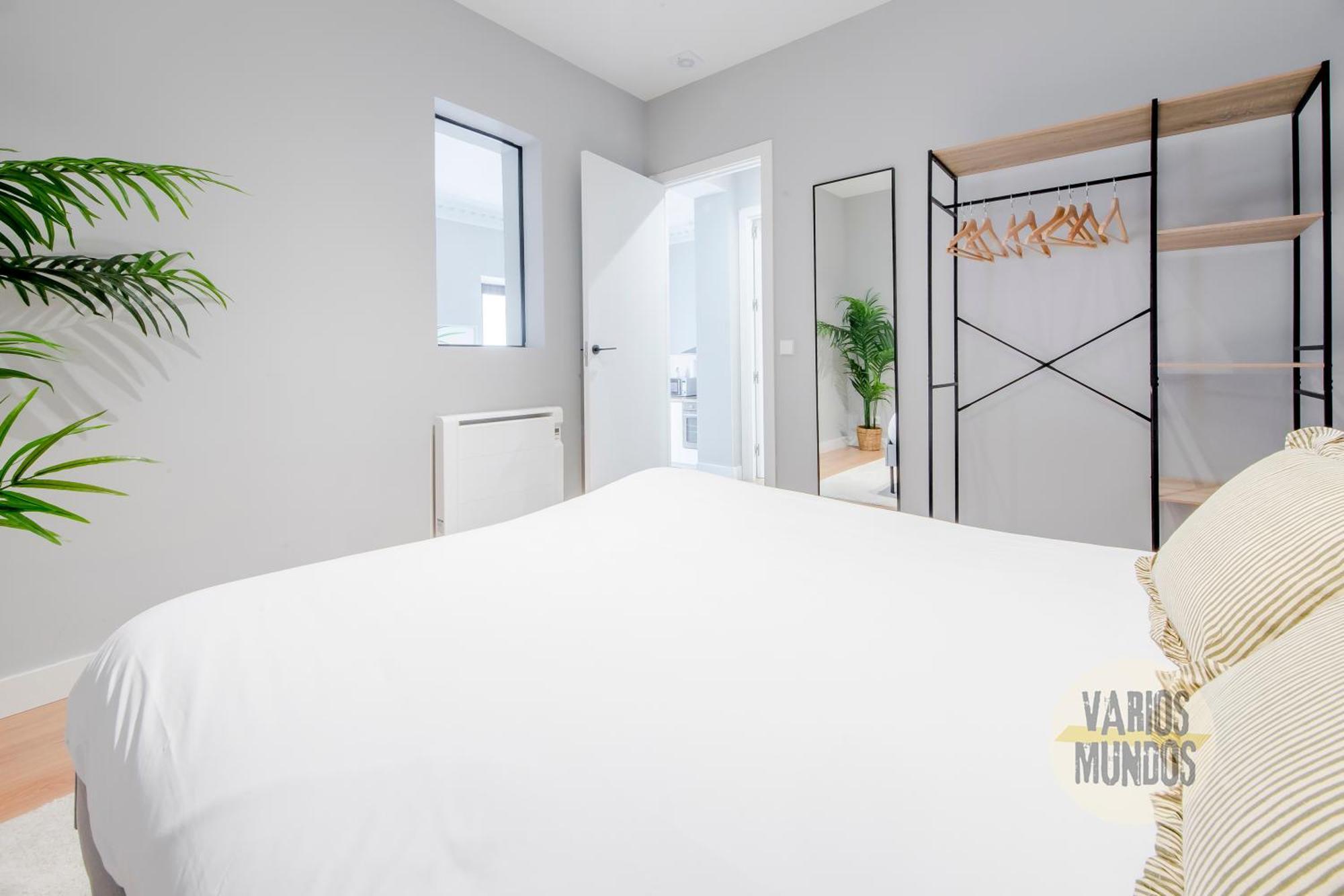 Modern & Cool Interior Design A 20 Metros Del Retiro E1