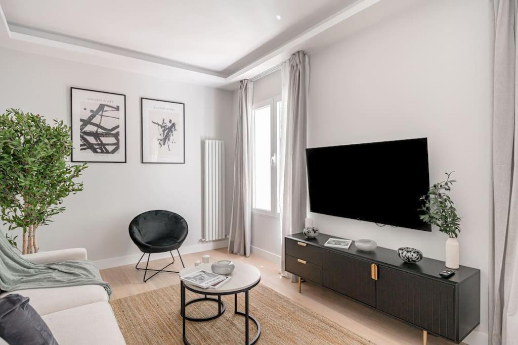 Apartment Salamanca Viii Calle Alcantara 2br 2bh