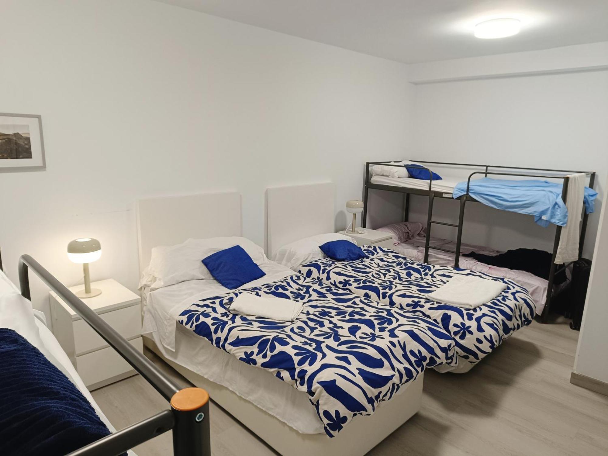 Hostel 3- Hab Compartida Masculina 8x