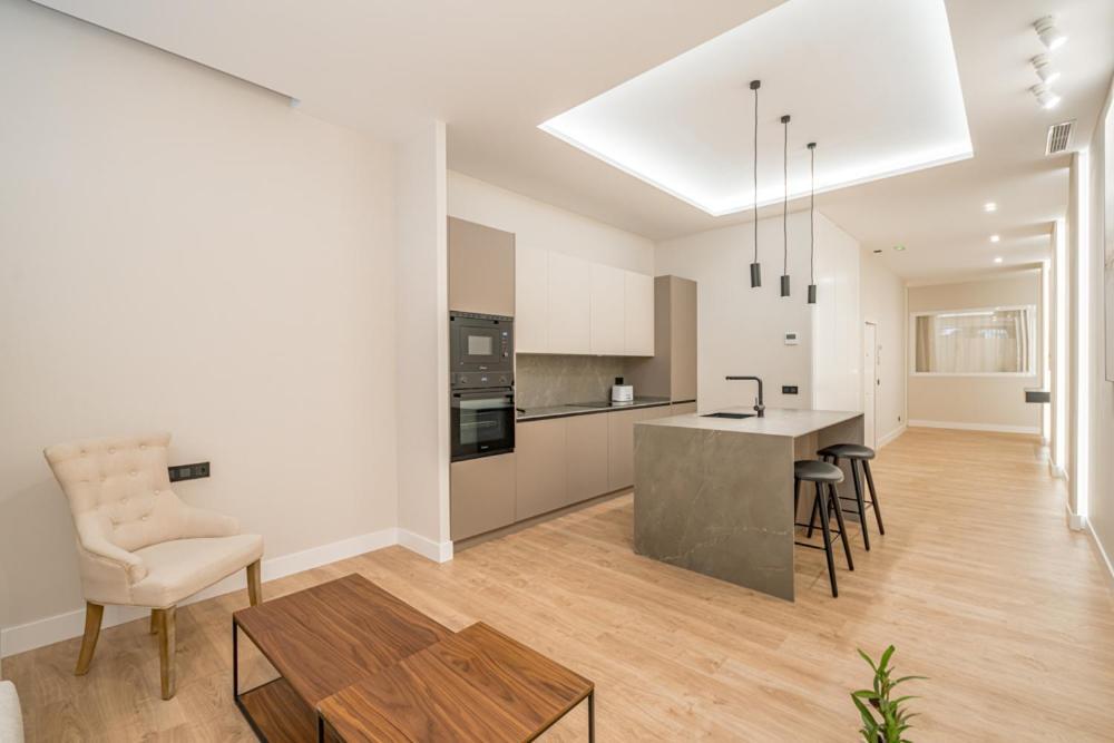 Apartment Centro Xxi Calle Principe 3br 3bh *