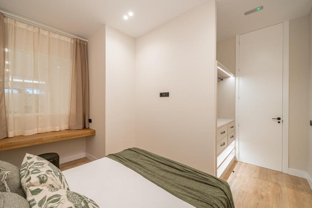 Apartment Centro Xxi Calle Principe 3br 3bh