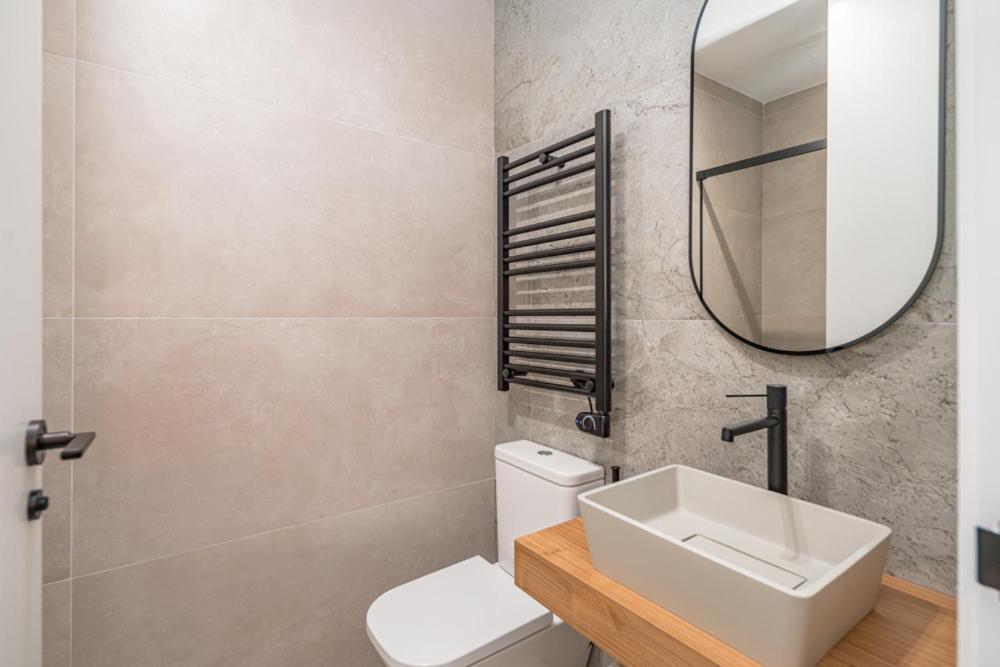 Apartment Centro Xxi Calle Principe 3br 3bh Madrid