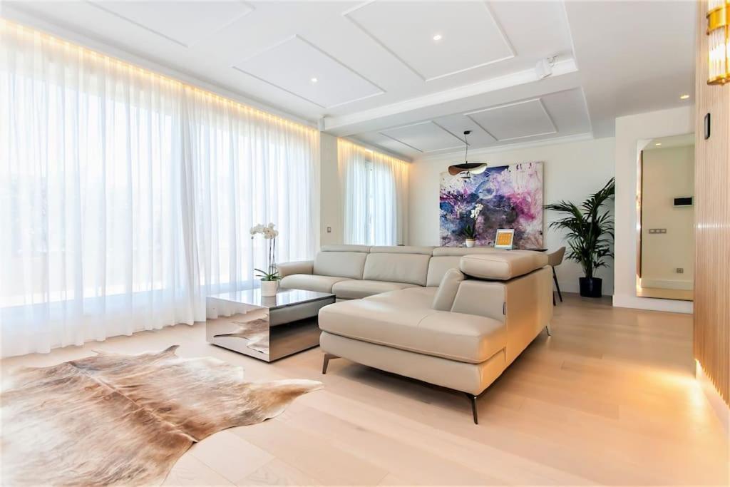 Penthouse Private Jacuzzi Castellana * Madrid