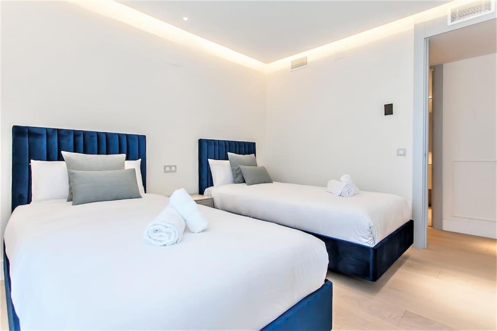 Penthouse Private Jacuzzi Castellana *