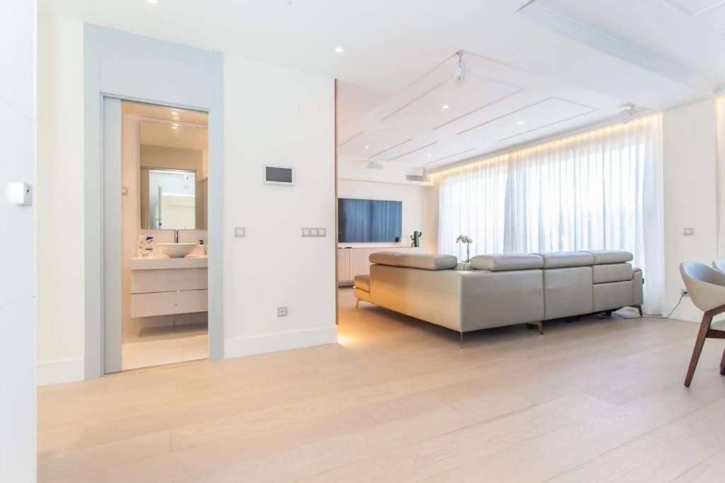 Apartamento Penthouse Private Jacuzzi Castellana Madrid