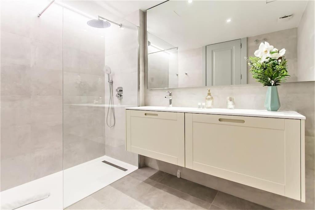 Penthouse Private Jacuzzi Castellana Apartamento *