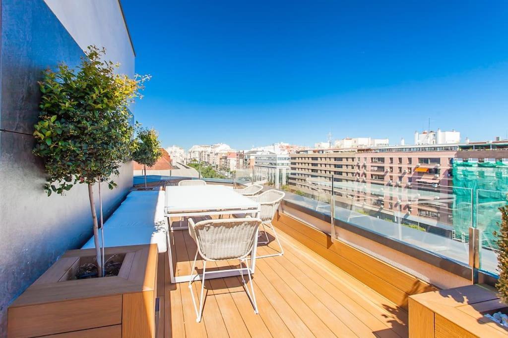 Apartamento Penthouse Private Jacuzzi Castellana
