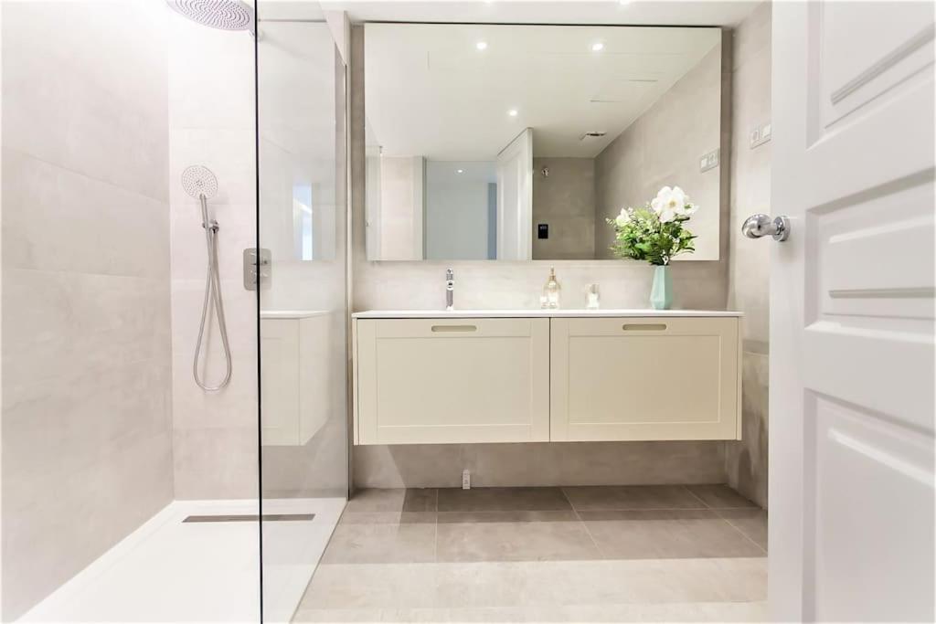 Apartamento Penthouse Private Jacuzzi Castellana *