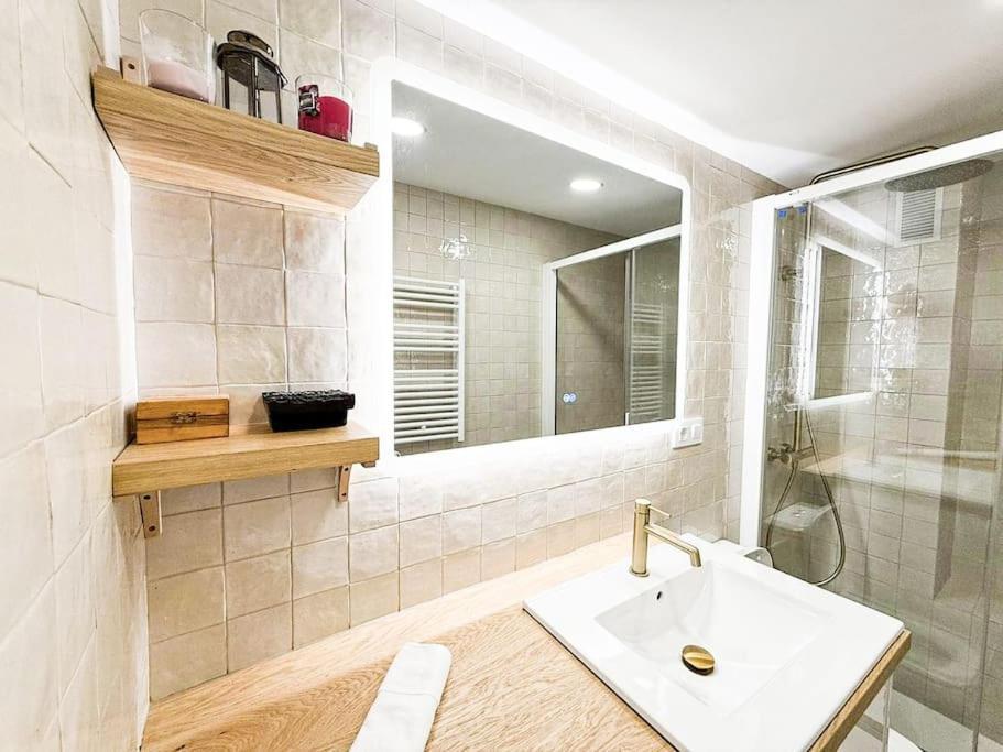Charming Penthouse In Madrid-centro - Oso * Madrid