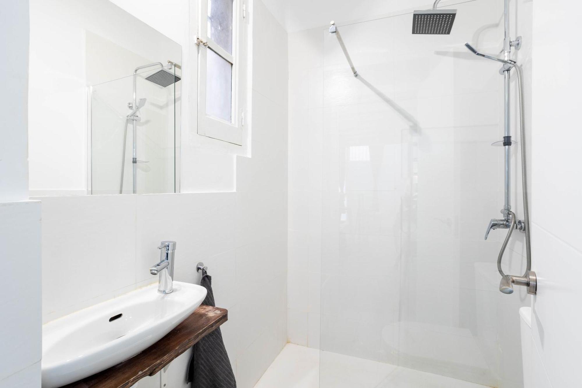 Apartment Nuevo Loft Reformado M Vadillo 4pax D Madrid