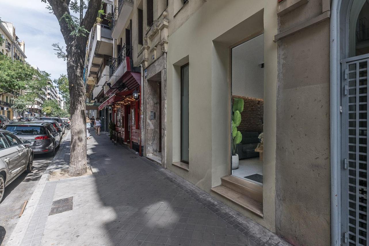 Homeclub Moderno Bajo Andres Mellado I Madri