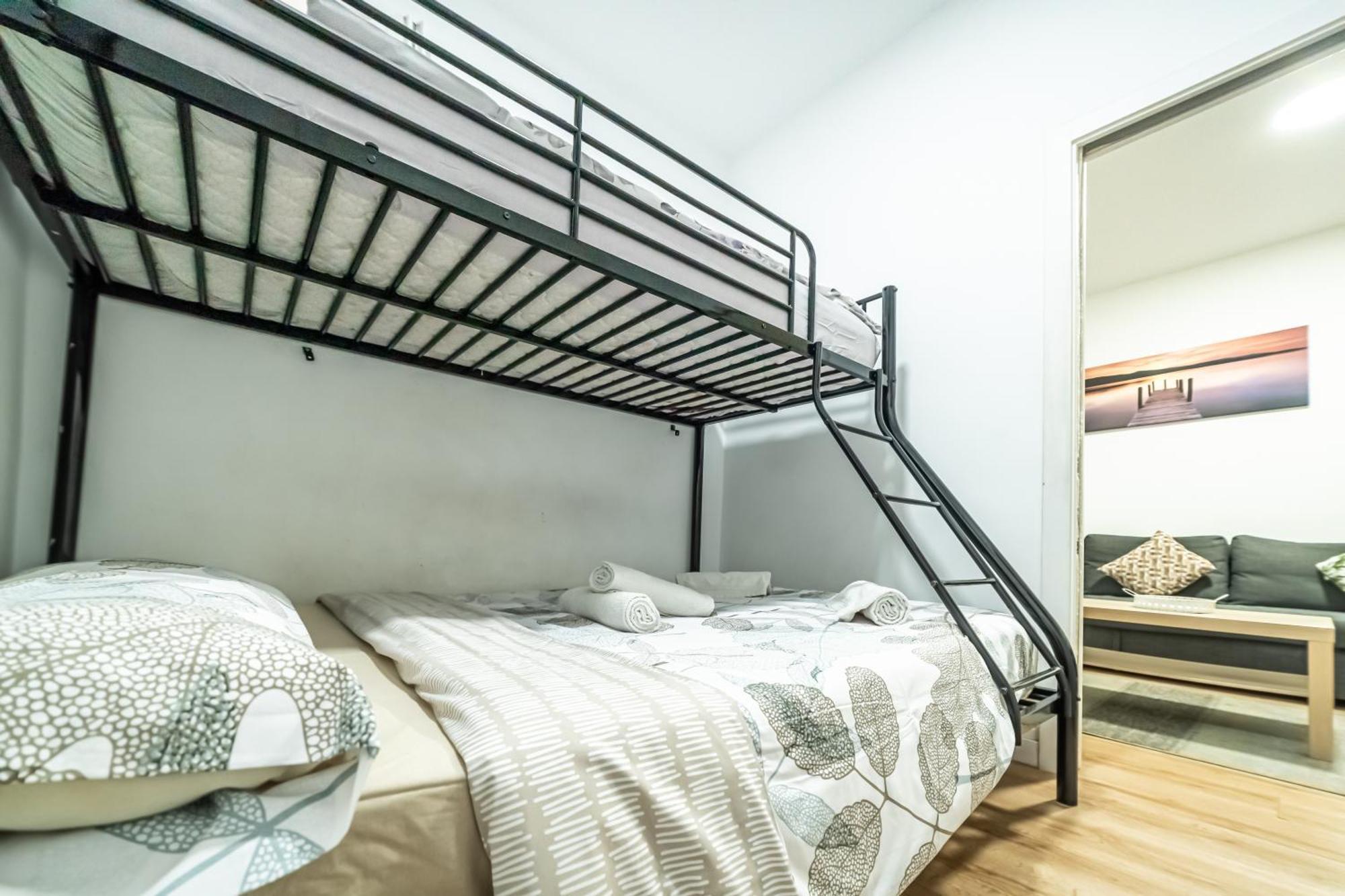 New Flat , Modern , Wifi, 10min Sol, 5 Reina Sofia *