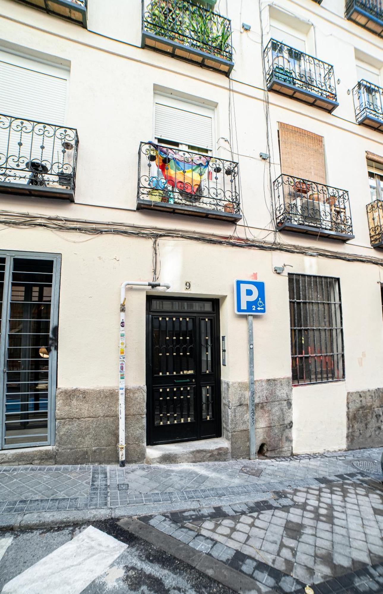 Apartamento New Flat , Modern , Wifi, 10min Sol, 5 Reina Sofia
