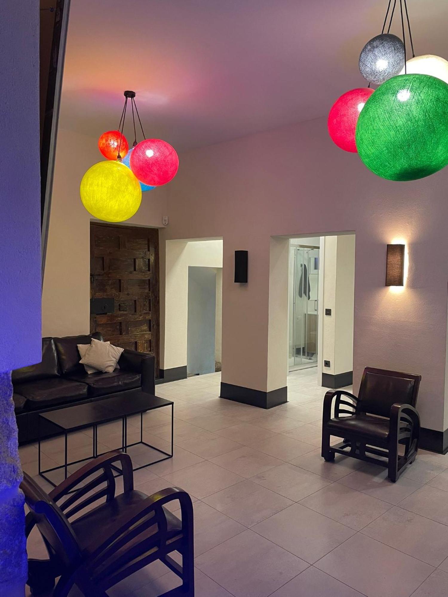 7 Beds, 3bedr, Centro, Sol, Gran Via, Metro Noviciado, Callao Apartment Madrid
