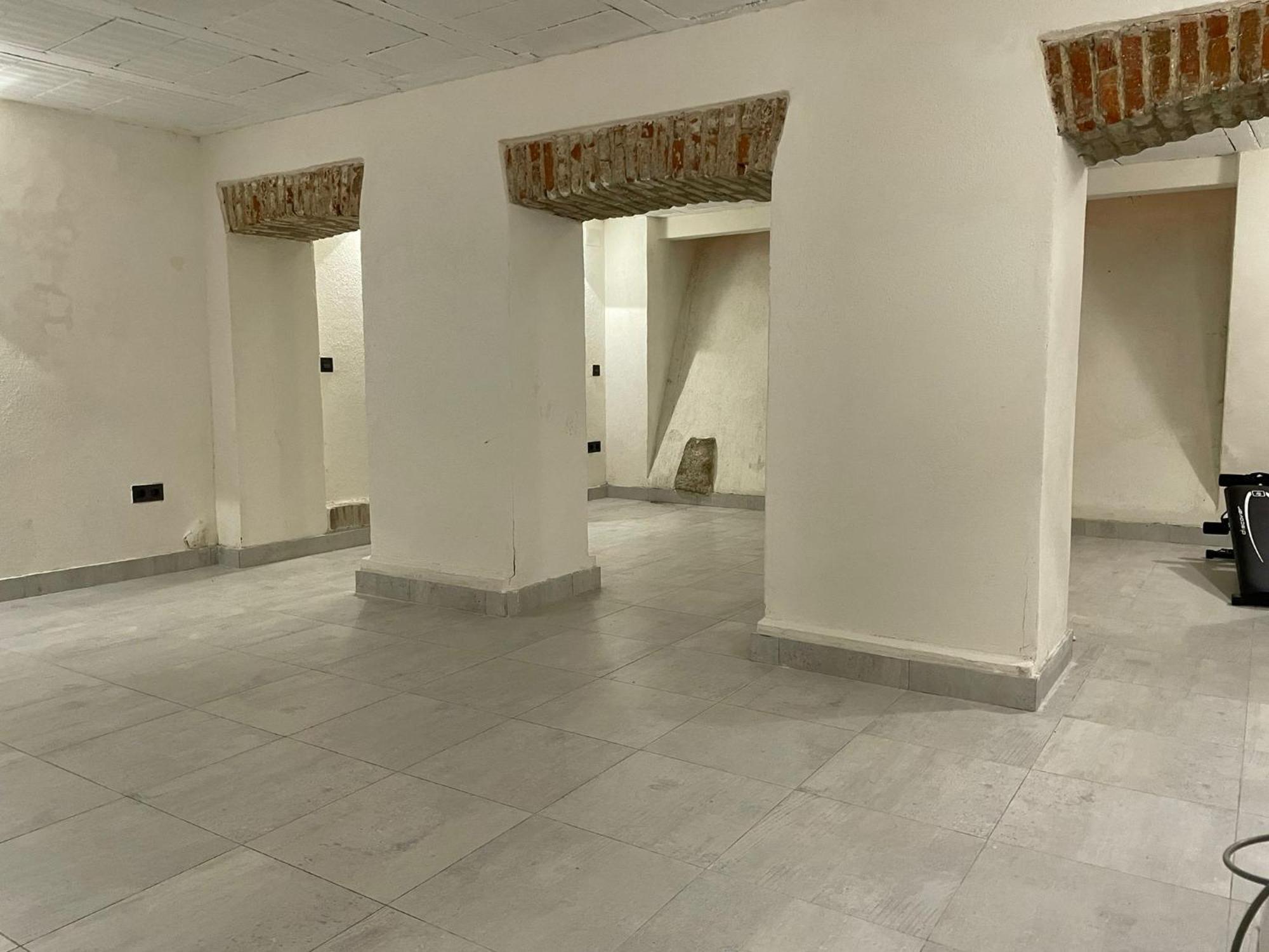 7 Beds, 3bedr, Centro, Sol, Gran Via, Metro Noviciado, Callao Apartment *