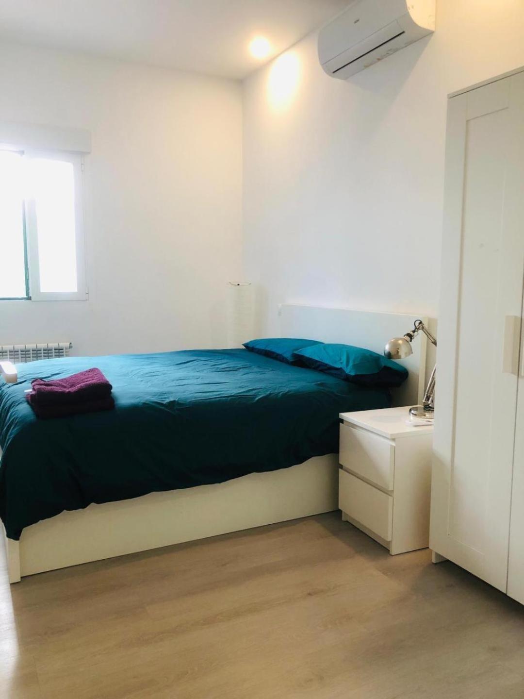 10' Walk To Bernabeu Max 8p, 3bedr, 1sofa, 2bath * Madri