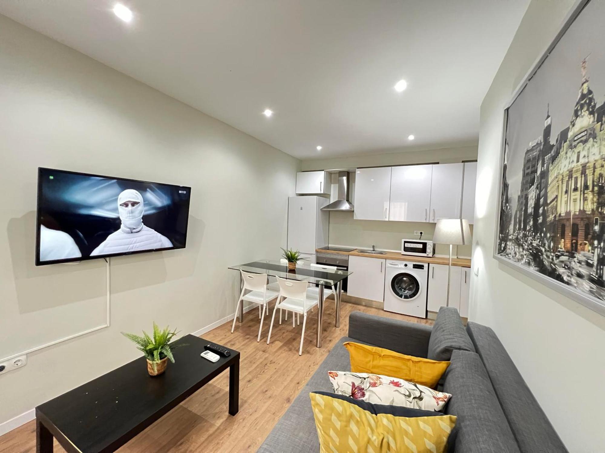 Quiet Apartment *