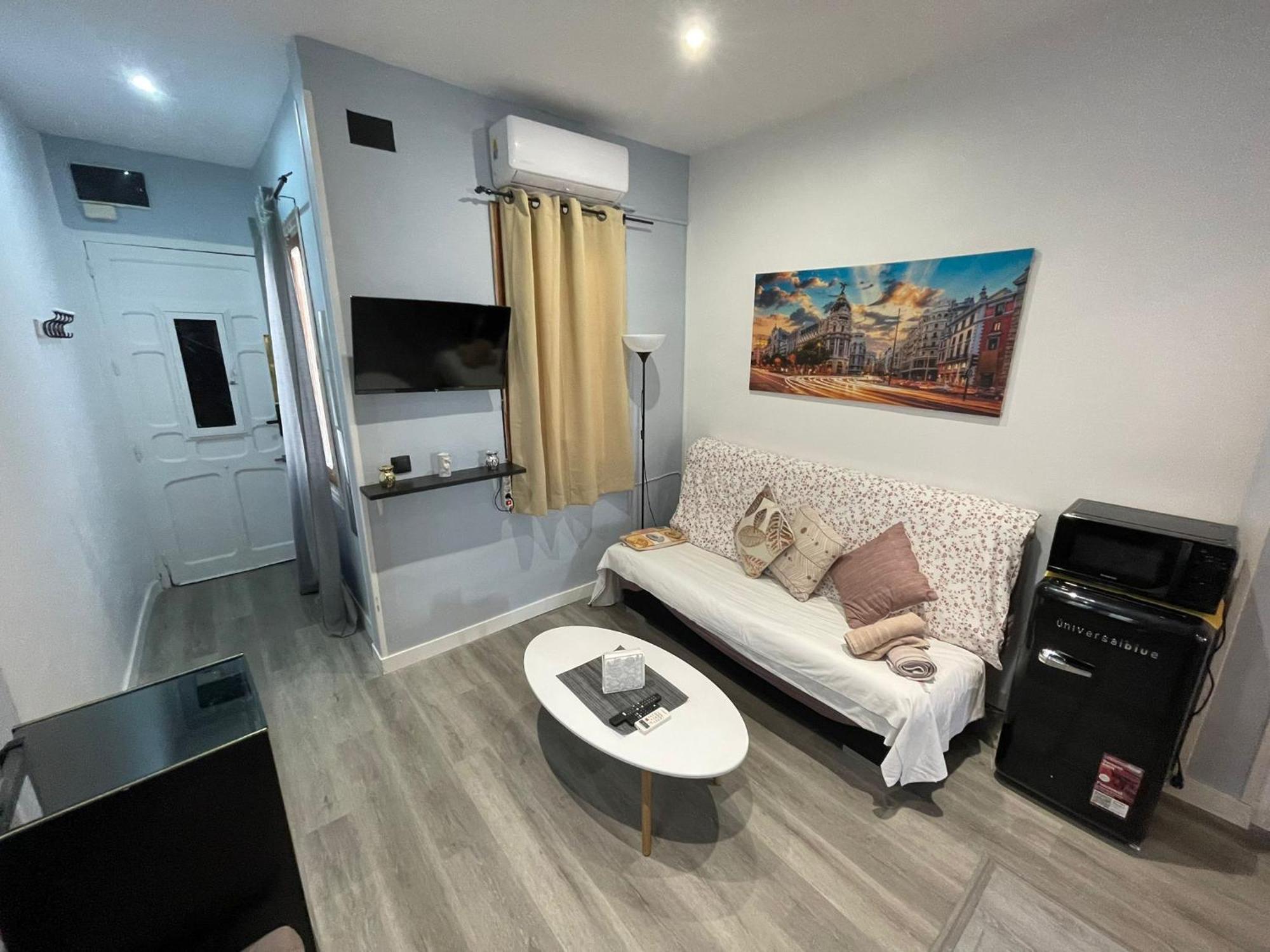 Plaza De La Cebada Apartment Madrid