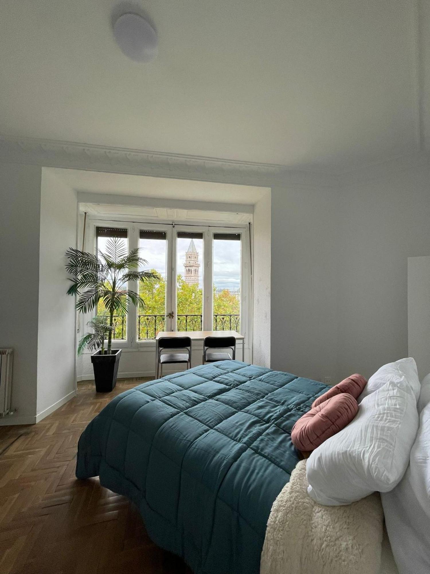 First Stop- Lope De Vega's Dream Coliving * Madri