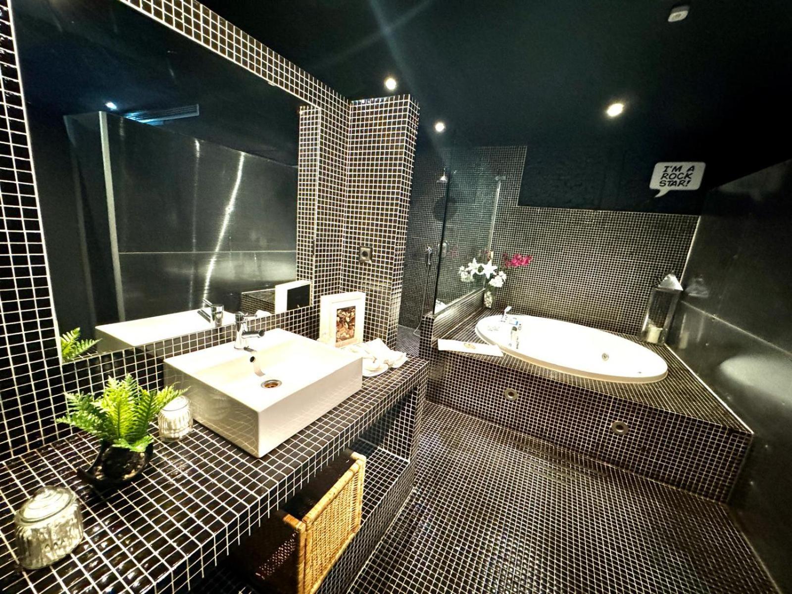 Con Jacuzzi Appartement
