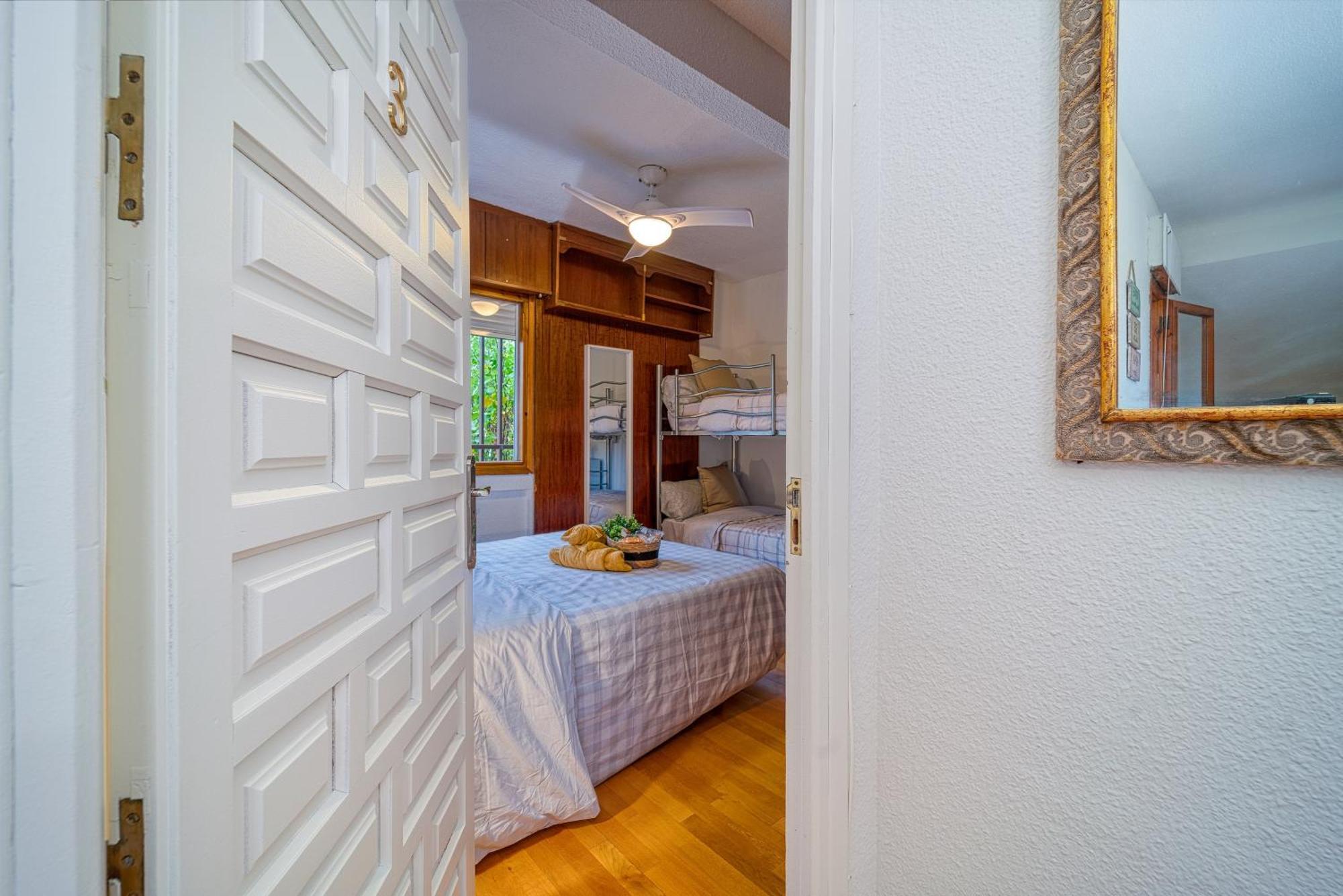 Aparthotel P Casacafe Calle Carlos Dubois 3 Madrid