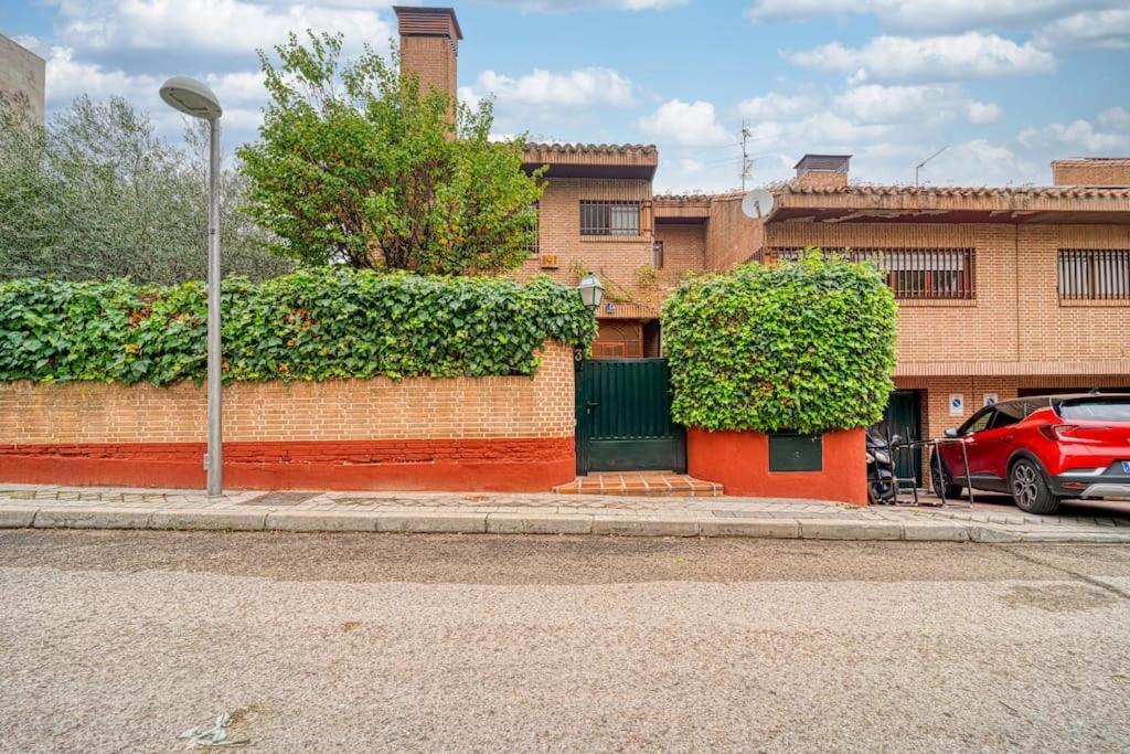 P Casacafe Calle Carlos Dubois 3 Aparthotel *