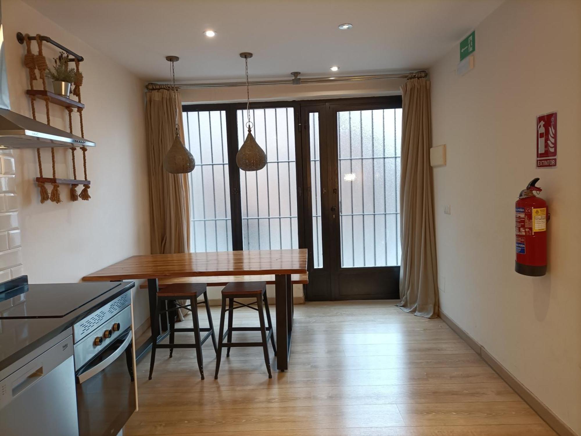 New Gran Estudio A Estrenar Centro De Madrid