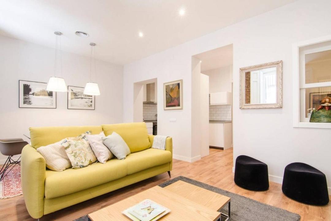 Renovated And Modern- 3bd 2bth- Anton Martin * Madrid