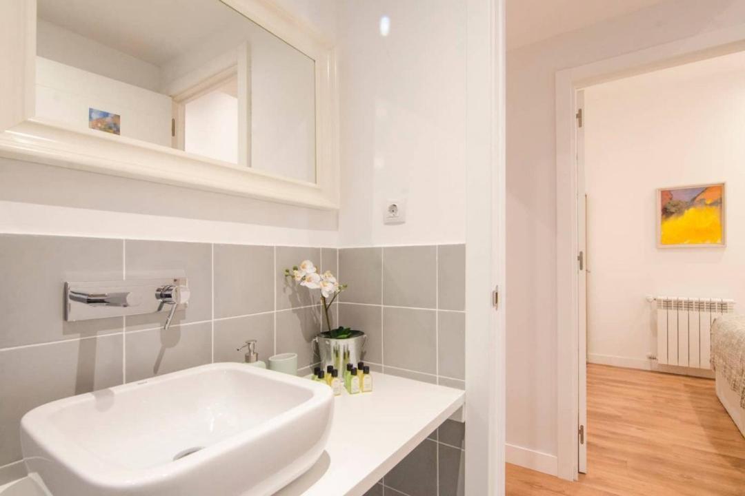 Renovated And Modern- 3bd 2bth- Anton Martin Appartamento