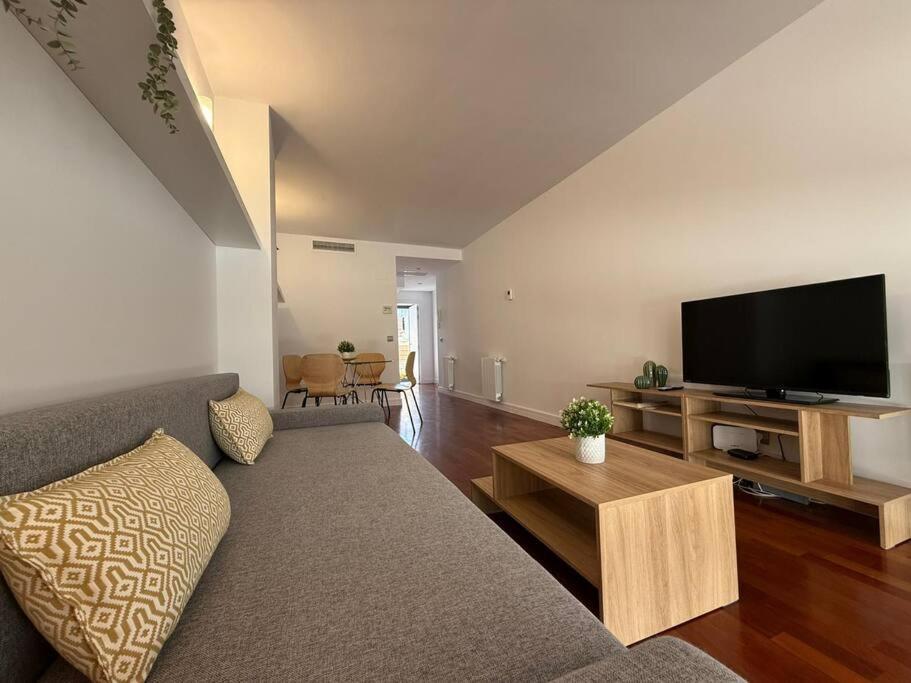 Stunning Penthouse In Tetuan For 4 Pax - Coruna