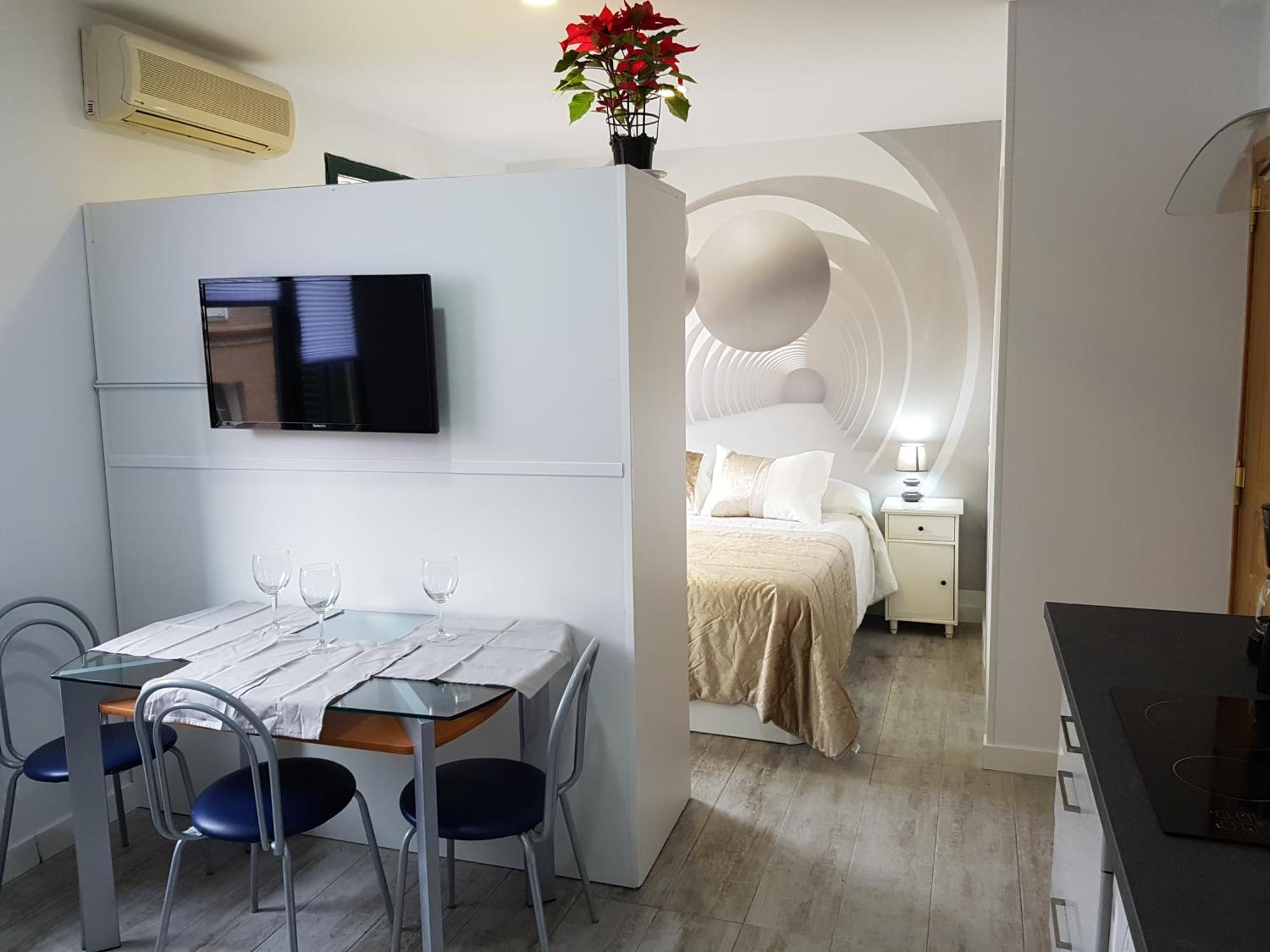 Turisticos Cuenca 3 Apartahotel Madrid