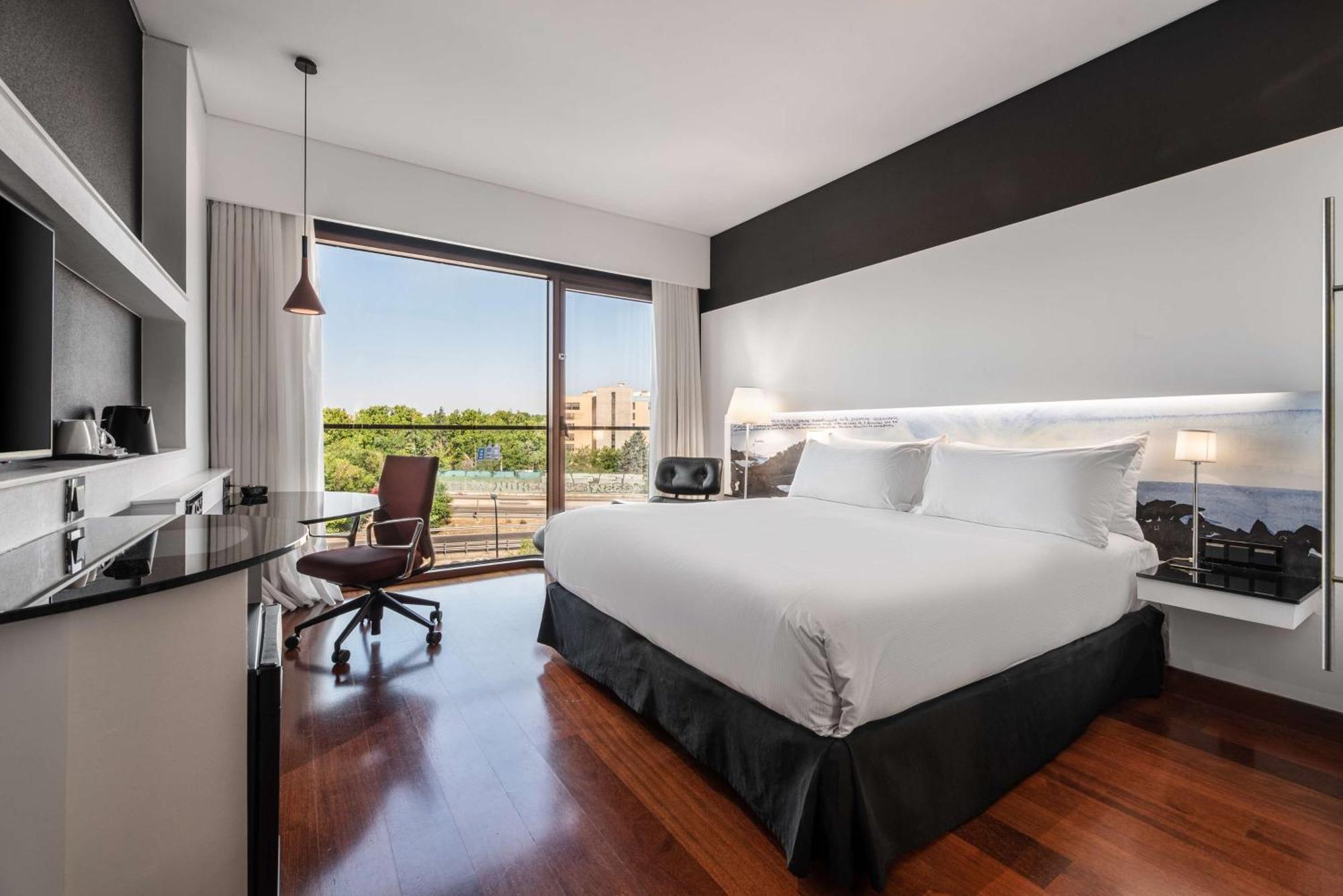 Hilton Airport Hotel