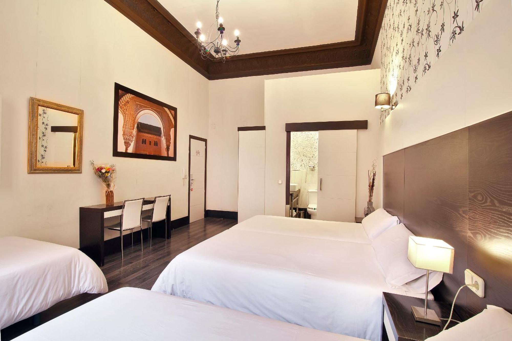 Alhambra 3*