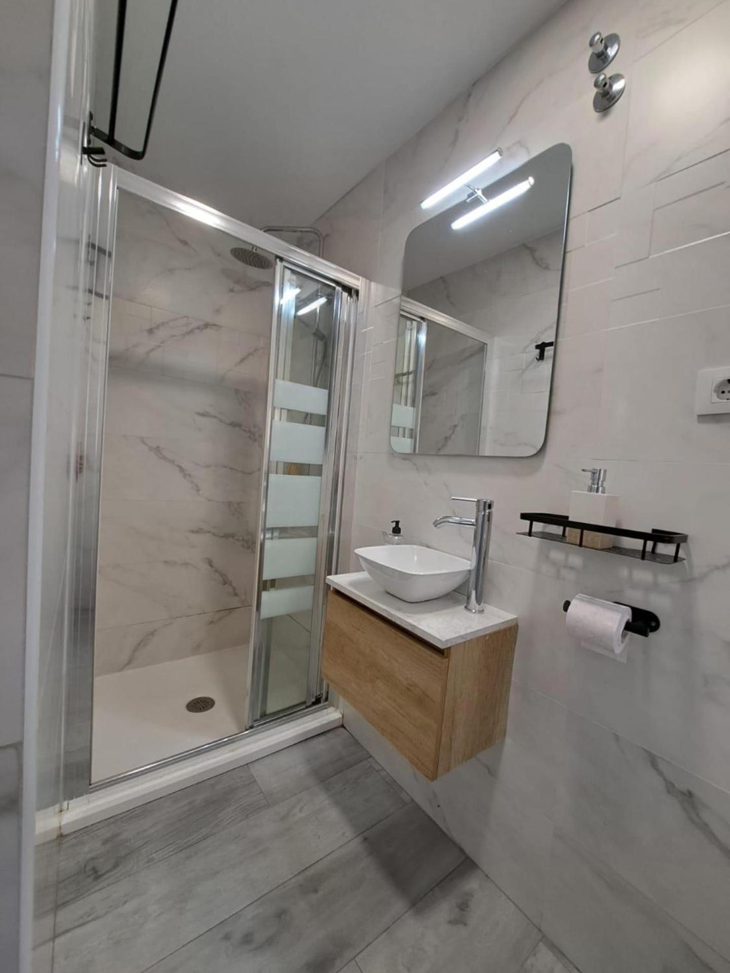 Charming Up To 4 Persons 3 Min To Metro * Madrid